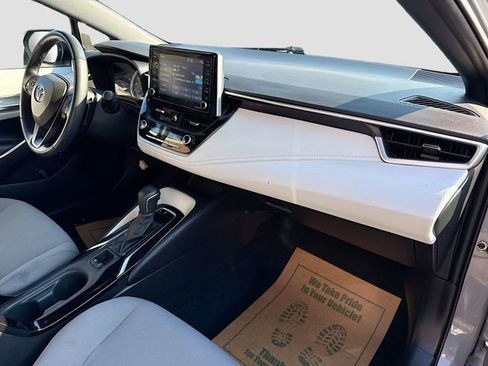 Used 2021 Toyota Corolla SE w/ Carpet Mat Package (TMS) image 27