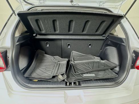 Used 2023 Hyundai Venue SEL w/ Cargo Package FWD image 28