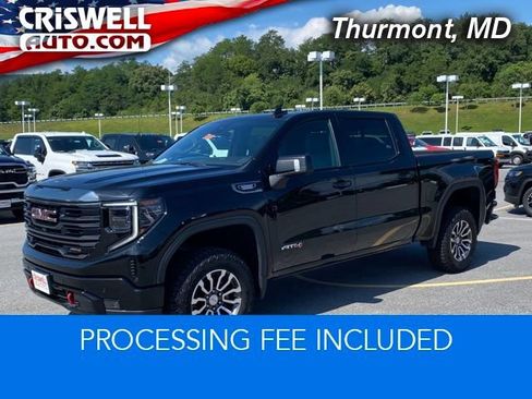 Used 2023 GMC Sierra 1500 AT4 w/ AT4 Preferred Package AWD/4WD image 1