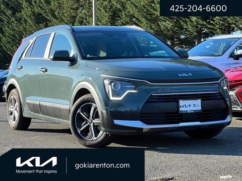 Used 2024 Kia Niro EX image 1