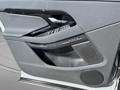 Used 2026 Land Rover Range Rover Evoque Dynamic SE AWD/4WD image 31