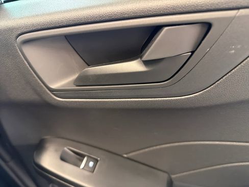 Used 2025 Ford Escape Active image 33