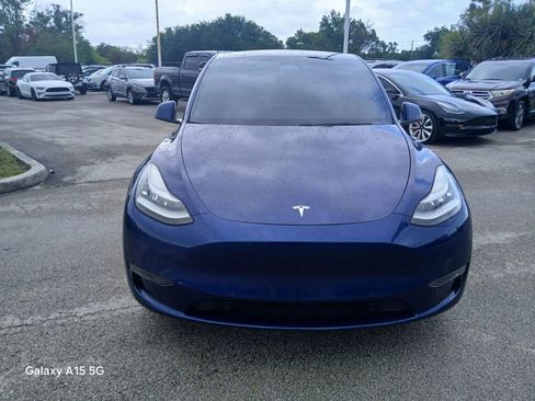 Used 2020 Tesla Model Y Long Range AWD/4WD image 3