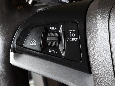 Used 2018 Chevrolet Trax LT w/ LT Convenience Package AWD/4WD image 20
