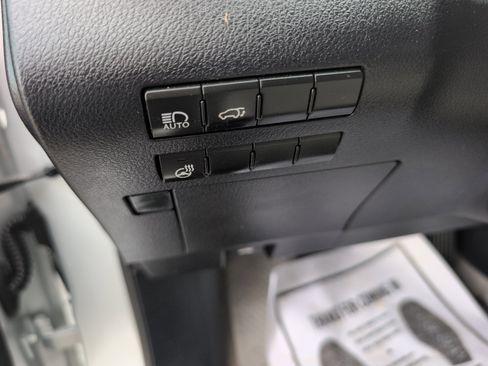 Used 2018 Lexus RX 350 FWD w/ Premium Package image 16