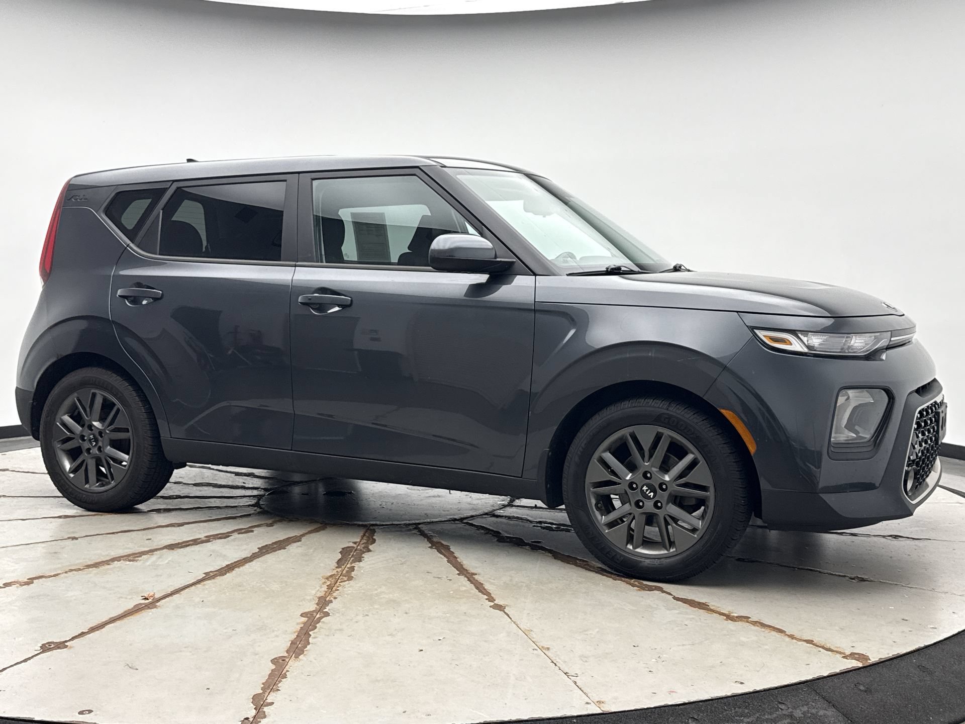 Used 2021 Kia Soul EX FWD image 7