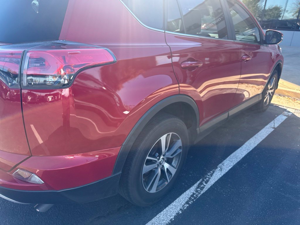 Used 2017 Toyota RAV4 XLE w/ Plus Extra Value Package FWD image 4