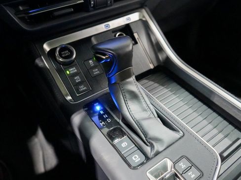 Used 2024 Lexus GX 550 image 17