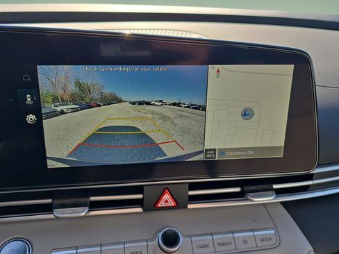 New 2026 Hyundai Elantra Limited FWD image 19