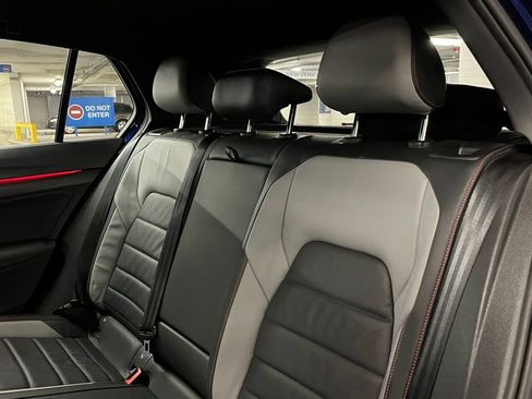 Used 2024 Volkswagen GTI SE w/ SE Leather Seats Package image 21