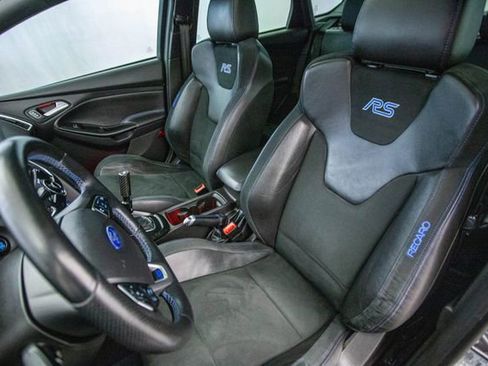 Used 2016 Ford Focus RS image 19