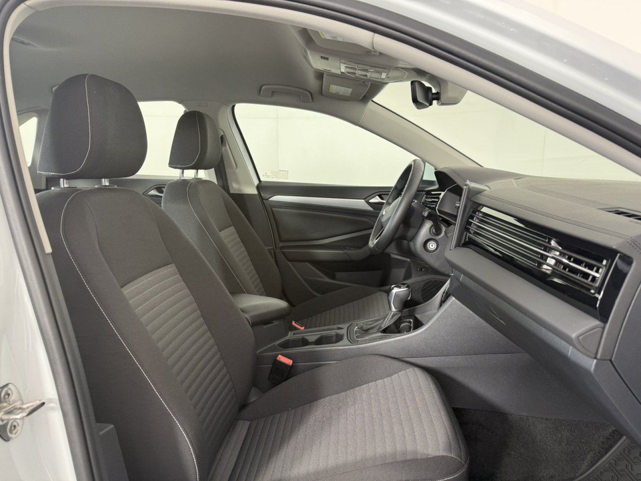 Used 2026 Volkswagen Jetta S FWD image 9