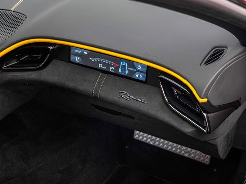 Certified 2022 Ferrari Roma image 36