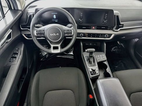 Used 2023 Kia Sportage LX AWD/4WD image 4