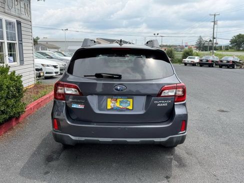 Used 2017 Subaru Outback 2.5i Limited AWD/4WD image 6