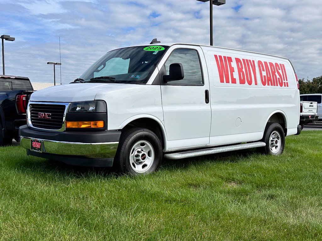 Used 2025 GMC Savana 2500 w/ Driver Convenience Package RWD image 2