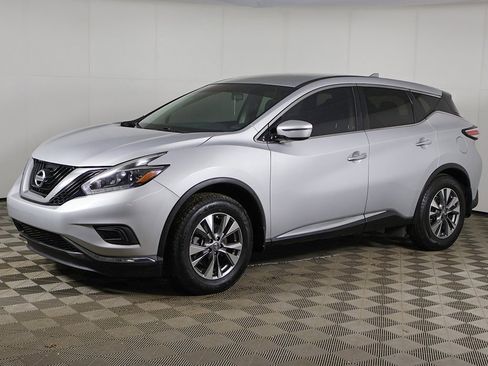 Used 2018 Nissan Murano S image 5