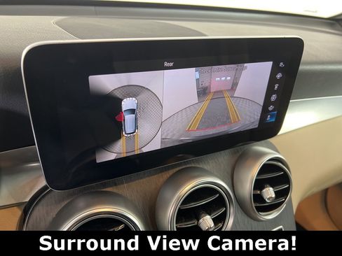 Used 2021 Mercedes-Benz GLC 300 4MATIC image 7