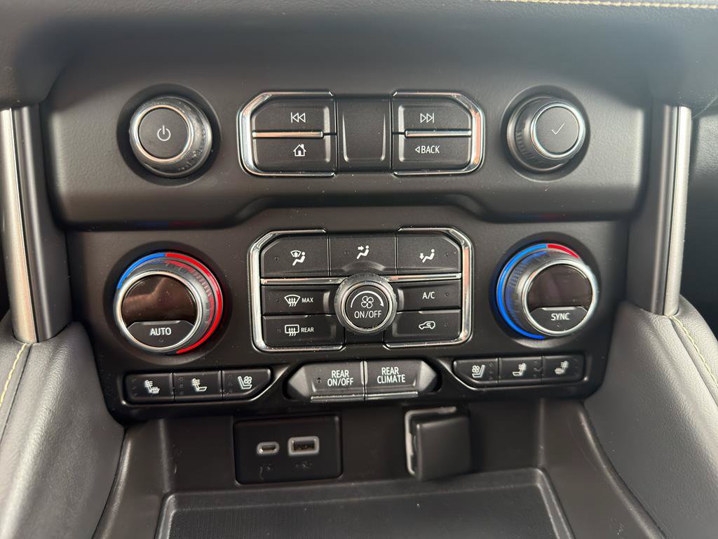 Used 2021 Chevrolet Tahoe Premier AWD/4WD image 14