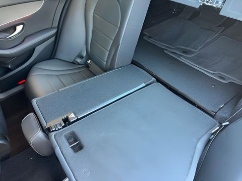 Used 2021 Mercedes-Benz C 300 4MATIC Sedan image 27