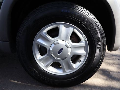 Used 2001 Ford Escape XLT image 40