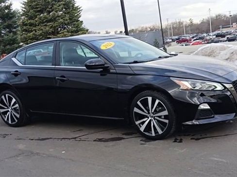 Used 2021 Nissan Altima 2.5 SR image 4