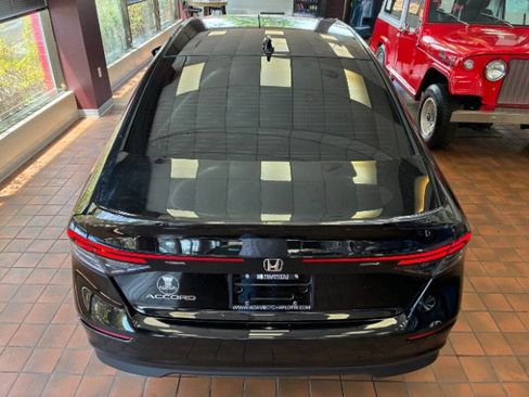 Used 2024 Honda Accord EX image 13