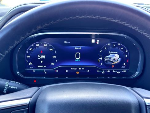 Used 2023 Chevrolet Tahoe LT image 28