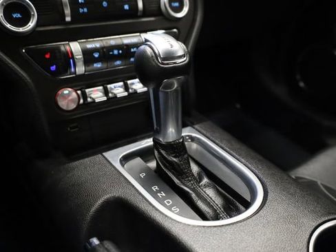 Used 2020 Ford Mustang Premium image 23