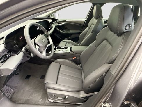 Used 2025 Audi A6 e-tron Premium Plus w/ Premium Plus image 19