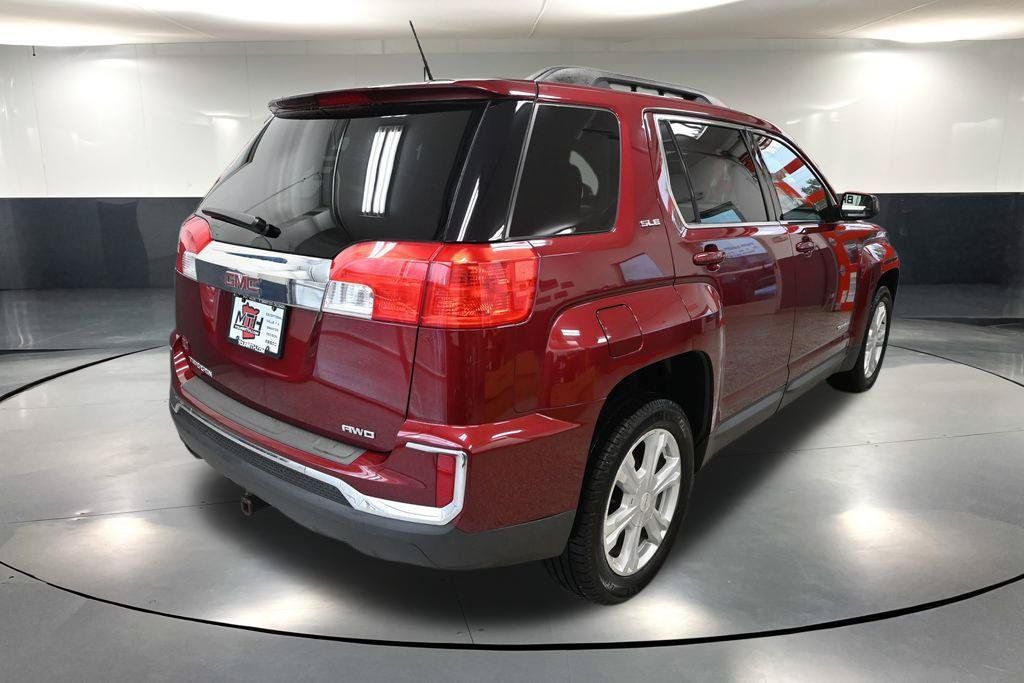 Used 2017 GMC Terrain SLE w/ Convenience Package AWD/4WD image 4