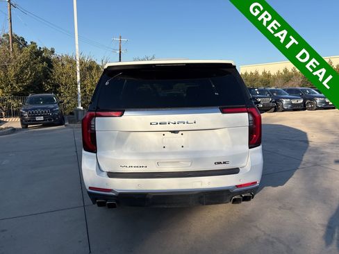 Used 2025 GMC Yukon Denali image 6