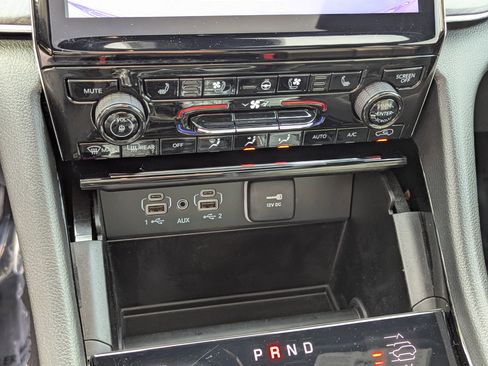 Certified 2024 Jeep Grand Cherokee L Overland w/ Trailer Tow Package image 26