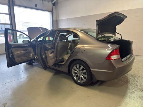 Used 2010 Honda Civic EX-L image 12