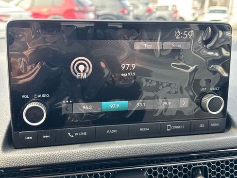 Used 2023 Honda Civic LX image 9