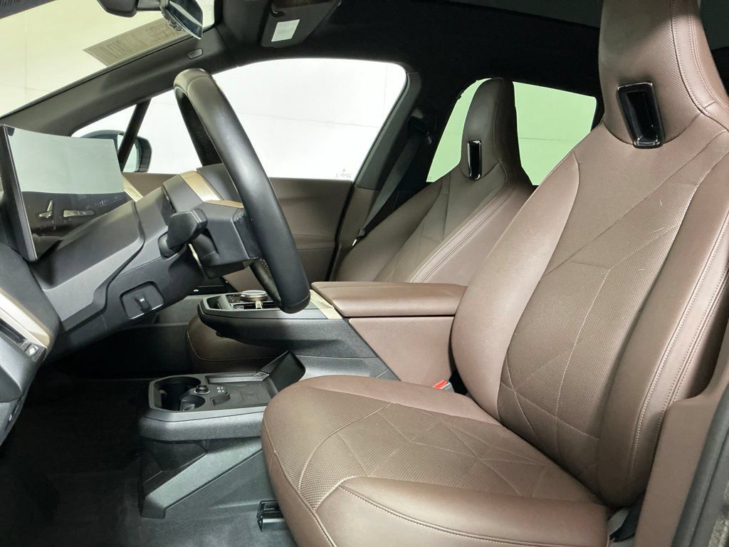 Certified 2024 BMW iX xDrive50 w/ Premium Package AWD/4WD image 22
