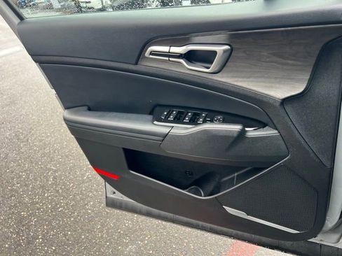 Used 2023 Kia Sportage X-Line w/ X-Line Premium Package image 19