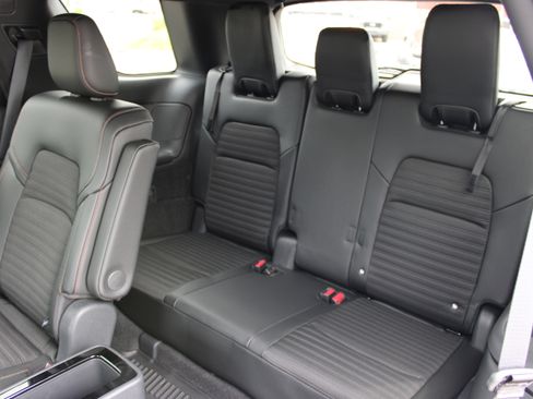 Certified 2025 Nissan Pathfinder Rock Creek AWD/4WD image 13