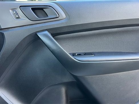 Used 2022 Ford Ranger XL image 18