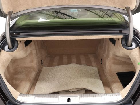 Used 2014 Rolls-Royce Wraith image 56