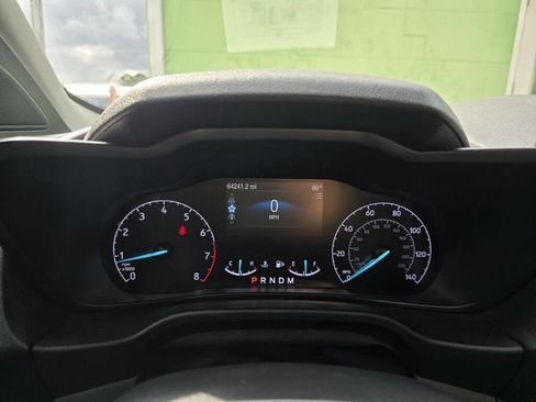 Used 2019 Ford Transit Connect XLT image 17