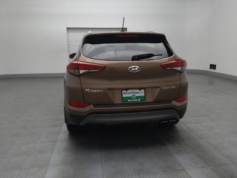 Used 2016 Hyundai Tucson Sport image 6