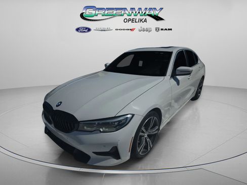 Used 2020 BMW 330i Sedan w/ Convenience Package image 12