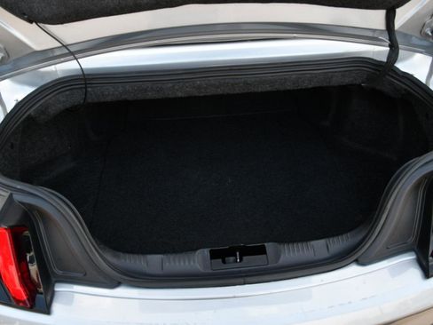 Used 2023 Ford Mustang Premium RWD image 31