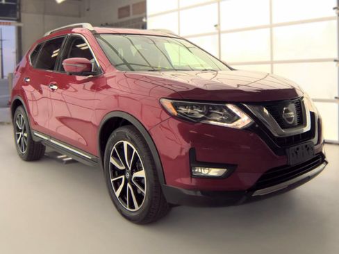 Used 2017 Nissan Rogue SL w/ SL Premium Package AWD/4WD image 2