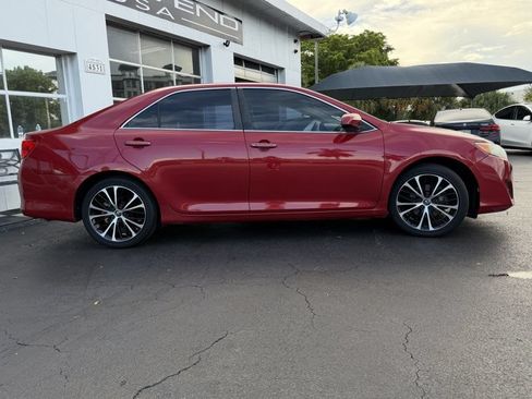 Used 2014 Toyota Camry FWD image 5