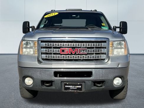 Used 2011 GMC Sierra 3500 SLT image 3
