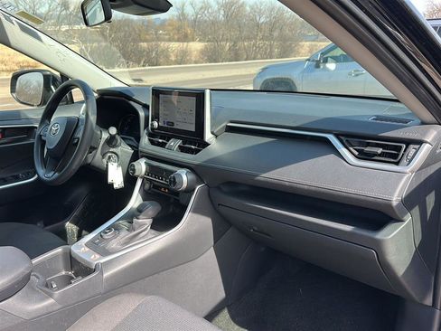 Certified 2025 Toyota RAV4 LE image 23