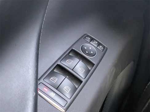 Used 2019 Tesla Model X 100D image 27