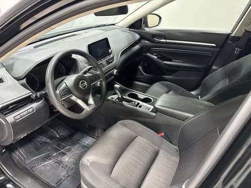 Used 2021 Nissan Altima 2.5 SV AWD/4WD image 11